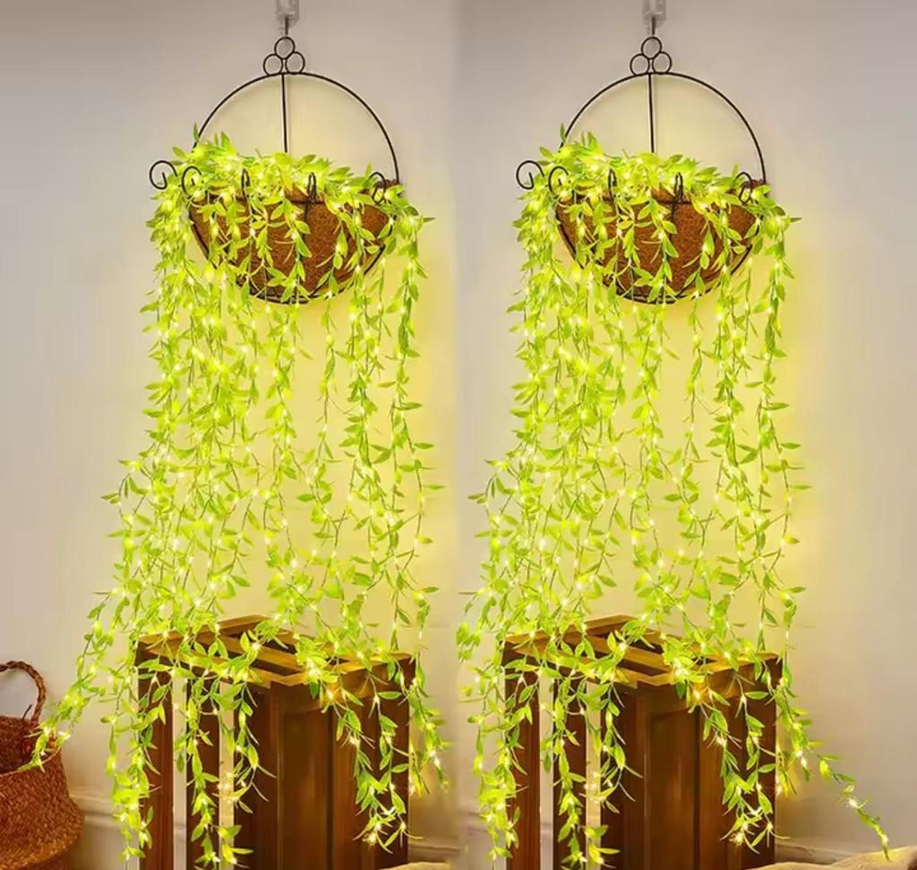 USB Leaf Curtain Fairy Lights with Remote (200 LED)
