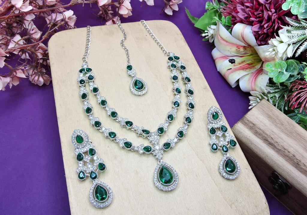 Green Stone 2-Layer Necklace Set with Earrings